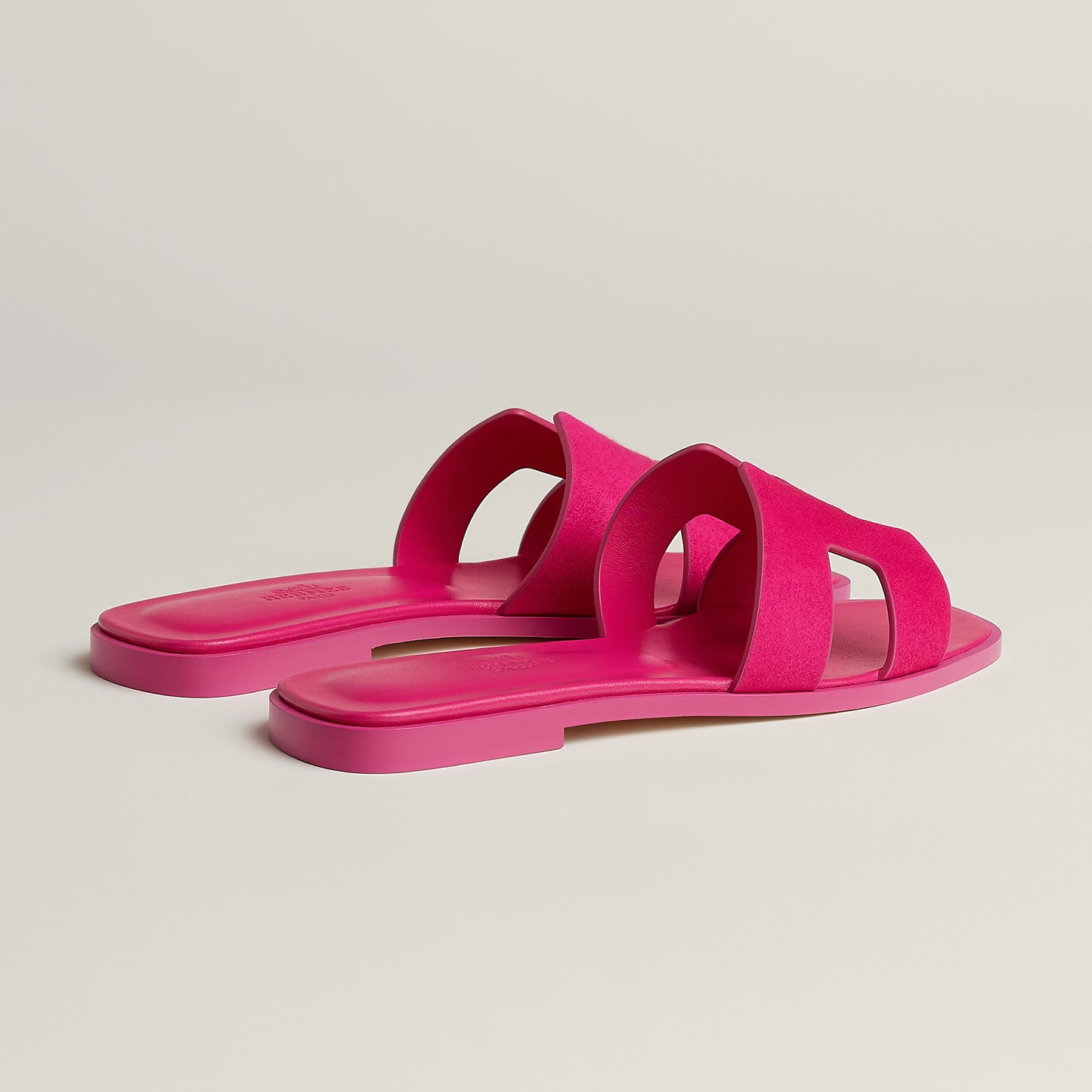 Dark pink Alma sandal